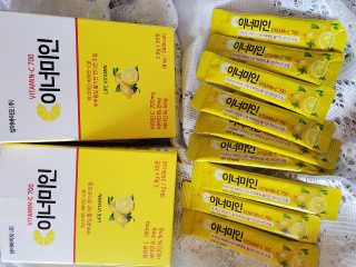 이너미인 VITAMIN-C 700 — 3.5점을 준 리뷰어가 2020년 9월 올린 사용 사진