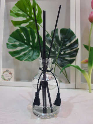 레나스 프리미엄 아로마 디퓨저 200ml  [1SET] — 5점을 준 리뷰어가 2020년 9월 올린 사용 사진