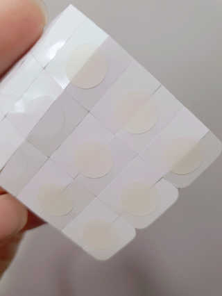 엘라밴드 하이드로 도트 스팟패치 12mm, 10mm — 5점을 준 리뷰어가 2020년 10월 올린 사용 사진