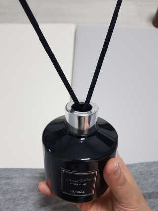 쿤달 퍼퓸 디퓨저 아로마에디션 200ml — 5점을 준 리뷰어가 2020년 10월 올린 사용 사진