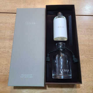 레나스 프리미엄 아로마 디퓨저 200ml  [1SET] — 4점을 준 리뷰어가 2020년 9월 올린 사용 사진