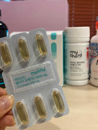 JW중외제약 마이코드 알티지 오메가3 1000 mg — 5점을 준 리뷰어가 2020년 7월 올린 사용 사진