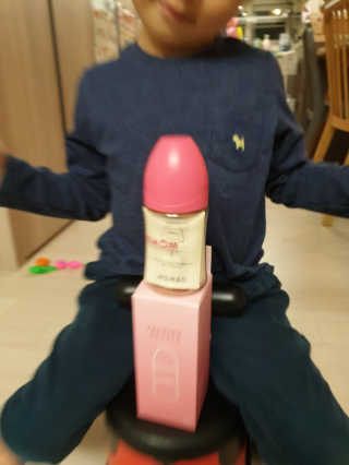 유비맘 PPSU 젖병 노꼭지_200ml_컬러 랜덤 발송 — 5점을 준 리뷰어가 2020년 10월 올린 사용 사진