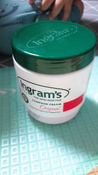 인그람스 캠퍼 크림 오리지널 300ml — 5점을 준 리뷰어가 2020년 4월 올린 사용 사진