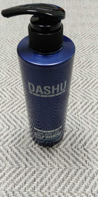 다슈코리아 다슈 데일리 단백질 한방 두피 골드 샴푸 500ml — 4.5점을 준 리뷰어가 2020년 4월 올린 사용 사진