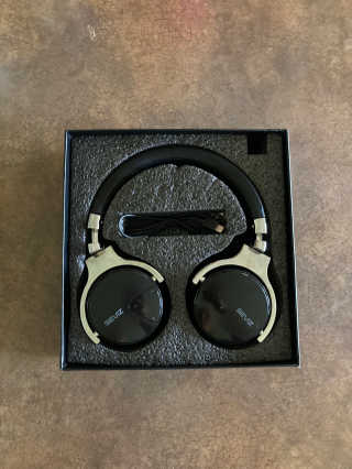 SEVIZ Bluetooth Headphones 10 3color — 4.5점을 준 리뷰어가 2020년 8월 올린 사용 사진