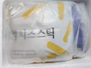 가치식탁 리얼치즈스틱, 리얼크림치즈볼 — 5점을 준 리뷰어가 2020년 8월 올린 사용 사진