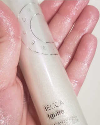 ChelseaLearnsMakeup님이 올린 리뷰 사진 3