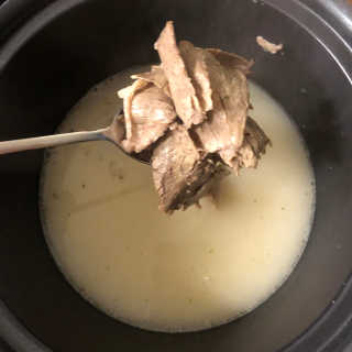 한촌몰 설렁탕집 가마솥 도가니탕 350g x 2팩 — 5점을 준 리뷰어가 2020년 8월 올린 사용 사진