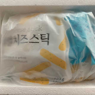 가치식탁 리얼치즈스틱, 리얼크림치즈볼 — 5점을 준 리뷰어가 2020년 8월 올린 사용 사진