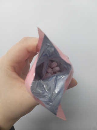 입 냄새 완화에 도움을 주는 에티켓 캔디 복숭아맛 앳캔디 — 5점을 준 리뷰어가 2020년 12월 올린 사용 사진