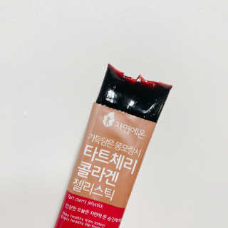 자연에온 가득담은 몽모랑시 타트체리 콜라겐 젤리스틱 — 4.5점을 준 리뷰어가 2020년 12월 올린 사용 사진