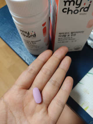 JW중외제약 마이코드 멀티비타민미네랄 포 우먼 — 5점을 준 리뷰어가 2020년 8월 올린 사용 사진