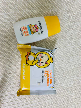 아토팜 야외놀이 선밀크 SPF50+ PA+++ — 5점을 준 리뷰어가 2020년 5월 올린 사용 사진