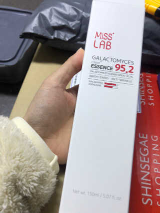 (주)에네스티 미스랩 갈락토미세스 클리어 플러스 에센스 — 3점을 준 리뷰어가 2020년 4월 올린 사용 사진