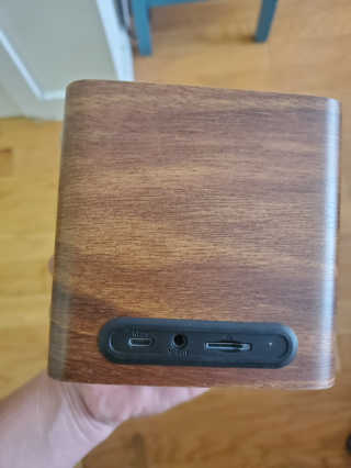SEVIZ MINI10W 레트로 블루투스 스피커 — 5점을 준 리뷰어가 2020년 9월 올린 사용 사진