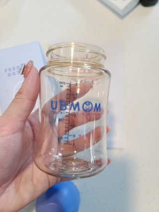 유비맘 PPSU 젖병 노꼭지_200ml_컬러 랜덤 발송 — 5점을 준 리뷰어가 2020년 6월 올린 사용 사진