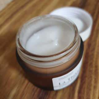 La Theorie Hydrating Ingredients | 하이드레이팅 인그레이디언츠 — 5점을 준 리뷰어가 2020년 5월 올린 사용 사진