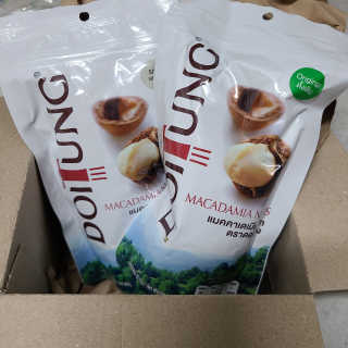 도이퉁 마카다미아 넛 90g  로얄 마카넛 오리지널 쏠트 허니 — 5점을 준 리뷰어가 2020년 11월 올린 사용 사진