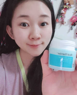 리얼베리어 아쿠아 수딩 젤 크림 — 5점을 준 리뷰어가 2020년 5월 올린 사용 사진