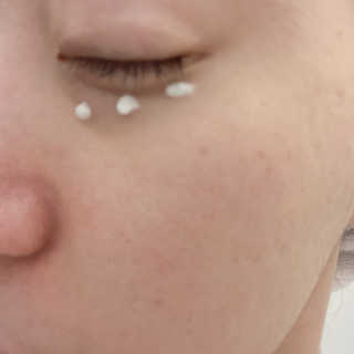 스와니코코 펩타이드 아이크림 튜브형 20ml — 4.5점을 준 리뷰어가 2020년 9월 올린 사용 사진