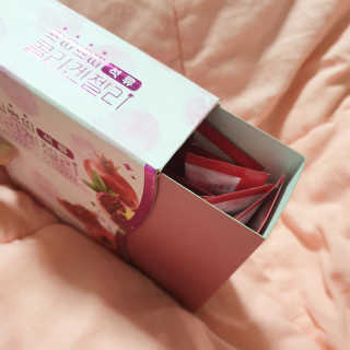 헬스업_쁘띠쁘띠석류콜라겐젤리_20g x 14포 — 4.5점을 준 리뷰어가 2020년 11월 올린 사용 사진