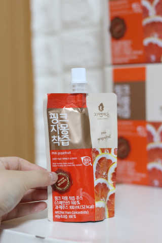자연에온 핑크 자몽 착즙 100mL 10개입 2BOX — 5점을 준 리뷰어가 2020년 11월 올린 사용 사진