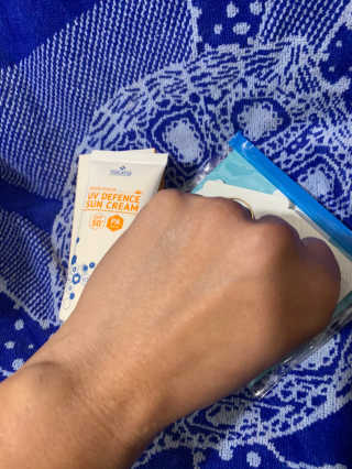 트리티스 US [TREATIS] UV Defence Sun Cream PA+++ / SPF50+ — 4.5점을 준 리뷰어가 2020년 11월 올린 사용 사진