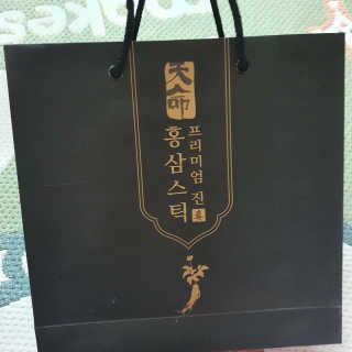 헬스업_천명진프리미엄홍삼스틱_10ml x 30포 — 1점을 준 리뷰어가 2020년 8월 올린 사용 사진
