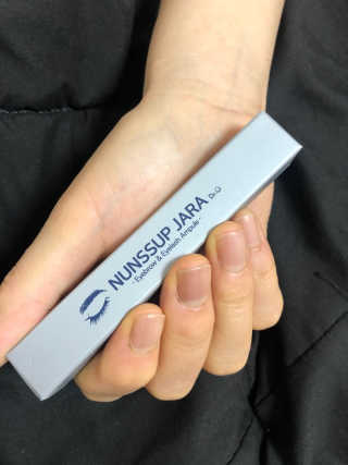 닥터존스킨 눈썹자라 — 5점을 준 리뷰어가 2020년 8월 올린 사용 사진