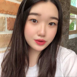 [블랙루즈] 크리스탈 하트 락 섀도우 4종 중 택1 — 4점을 준 리뷰어가 2020년 9월 올린 사용 사진