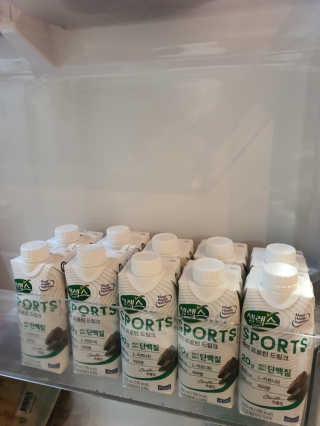 셀렉스스포츠 셀렉스 스포츠 드링크 초콜릿 _ 330ml x 12팩 — 5점을 준 리뷰어가 2020년 10월 올린 사용 사진