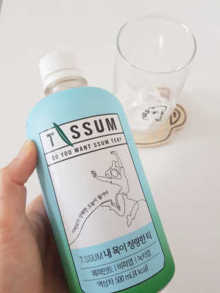 서울에프엔비 티썸 내 목이 청량한 티, 티썸 내 밤이 편안한 티 — 3점을 준 리뷰어가 2020년 10월 올린 사용 사진