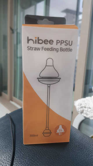 하이비코리아 앉아서나서서먹는젖병 하이비 PPSU 빨대젖병 — 5점을 준 리뷰어가 2020년 6월 올린 사용 사진