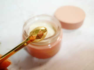 Tween.Ty Skin 트웬티스킨 리페어 아이크림 프리미엄 라인 — 5점을 준 리뷰어가 2020년 10월 올린 사용 사진