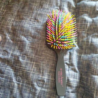 아이캔디 레인보우 볼륨S 패들 브러쉬 — 5점을 준 리뷰어가 2020년 10월 올린 사용 사진
