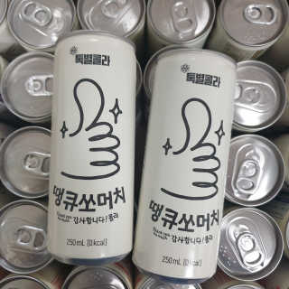 일화 No 슈가0Kcal 스테비아 톡별콜라 콤보팩 250mlX30 캔 — 5점을 준 리뷰어가 2020년 7월 올린 사용 사진