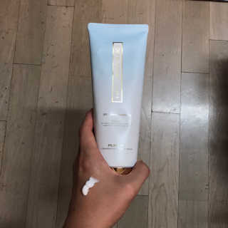 멈칫 딥모이스처 핸드크림, 세라마이드 바디크림 택1 — 5점을 준 리뷰어가 2020년 6월 올린 사용 사진