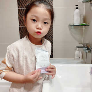라이크아임파이브 마일드 선 클렌징 패드 리뉴얼 — 5점을 준 리뷰어가 2020년 6월 올린 사용 사진