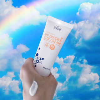 트리티스 SG_[TREATIS] UV Defence Sun Cream — 5점을 준 리뷰어가 2020년 12월 올린 사용 사진