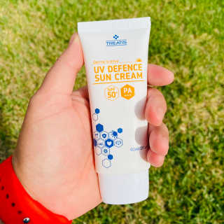 트리티스 US [TREATIS] UV Defence Sun Cream PA+++ / SPF50+ — 5점을 준 리뷰어가 2021년 1월 올린 사용 사진
