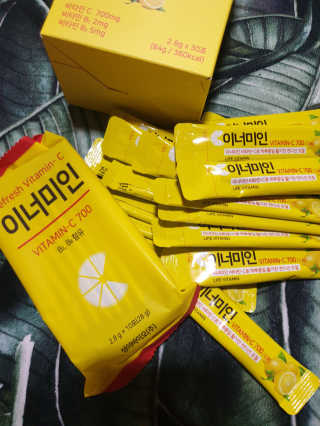 이너미인 VITAMIN-C 700 — 5점을 준 리뷰어가 2020년 8월 올린 사용 사진