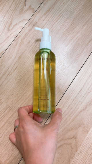 스킨큐어 산다화 순한 클렌징 동백 오일 200ml — 5점을 준 리뷰어가 2020년 5월 올린 사용 사진