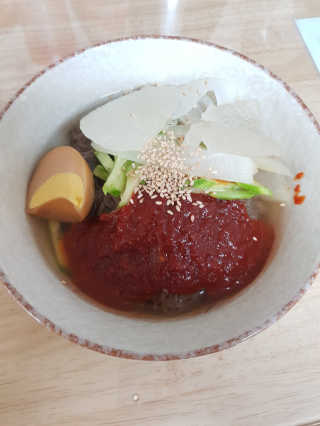 [해주냉면] 신천맛집 매운 비빔냉면 2인분 + 무절임 — 5점을 준 리뷰어가 2020년 5월 올린 사용 사진