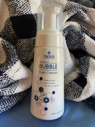 트리티스 [TREATIS] Bubble Foam Cleanser 200ml — 5점을 준 리뷰어가 2020년 12월 올린 사용 사진