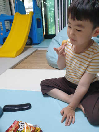 감자속감자 버터구이 알감자맛 16봉지 — 5점을 준 리뷰어가 2020년 6월 올린 사용 사진