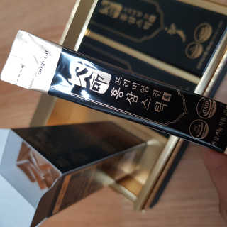 헬스업_천명진프리미엄홍삼스틱_10ml x 30포 — 5점을 준 리뷰어가 2020년 10월 올린 사용 사진