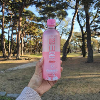 [활력충전 이온음료] 히말라야 핑크솔트를 담은 핑크온 — 5점을 준 리뷰어가 2020년 11월 올린 사용 사진