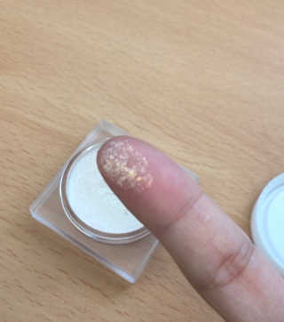 셀프코딩 밀키웨이 스프레드 글리터 밤 — 5점을 준 리뷰어가 2020년 7월 올린 사용 사진