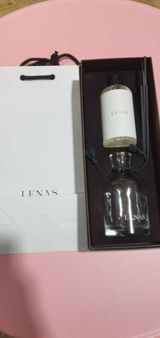 레나스 프리미엄 아로마 디퓨저 200ml  [1SET] — 5점을 준 리뷰어가 2020년 6월 올린 사용 사진